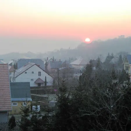 Panorama Pihenohaz Balatonalmadi